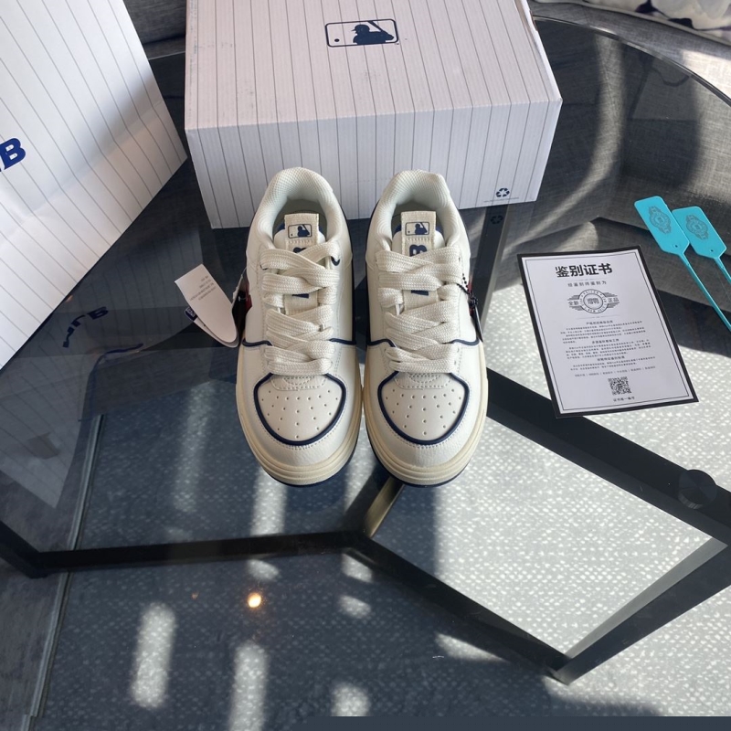 G*u*i casual shoes